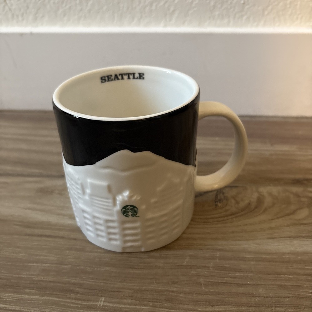 Starbucks 2012 SEATTLE Skyline Relief Black & White Coffee Mug 16oz